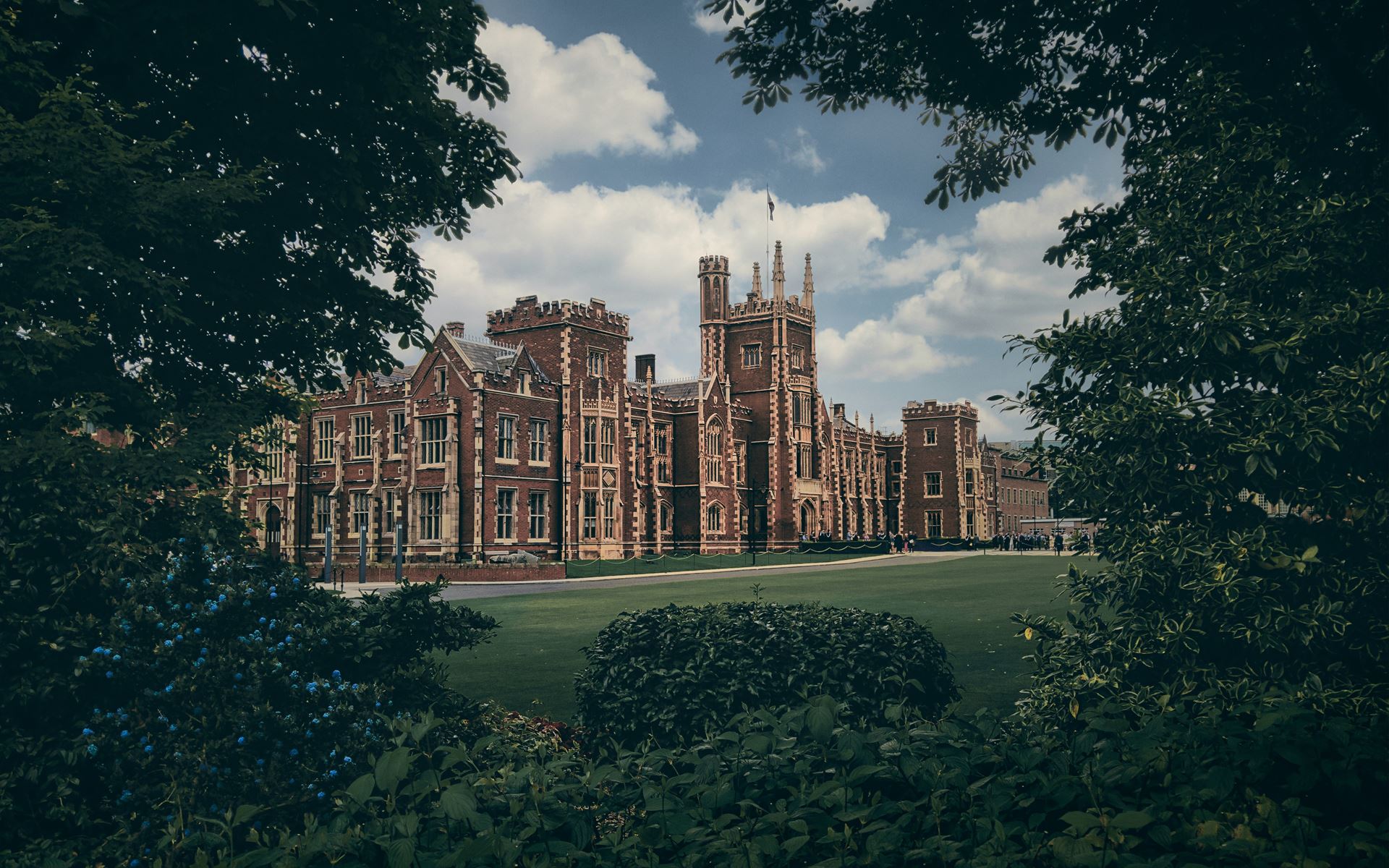 Queens University Belfast